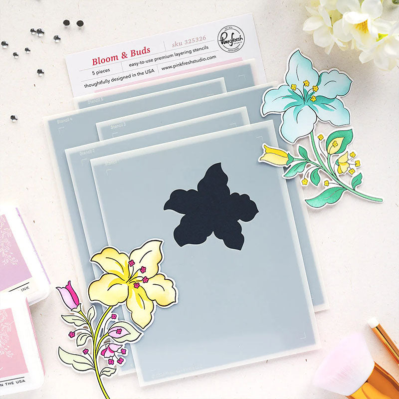 Pinkfresh Studio Stencil Bloom & Buds